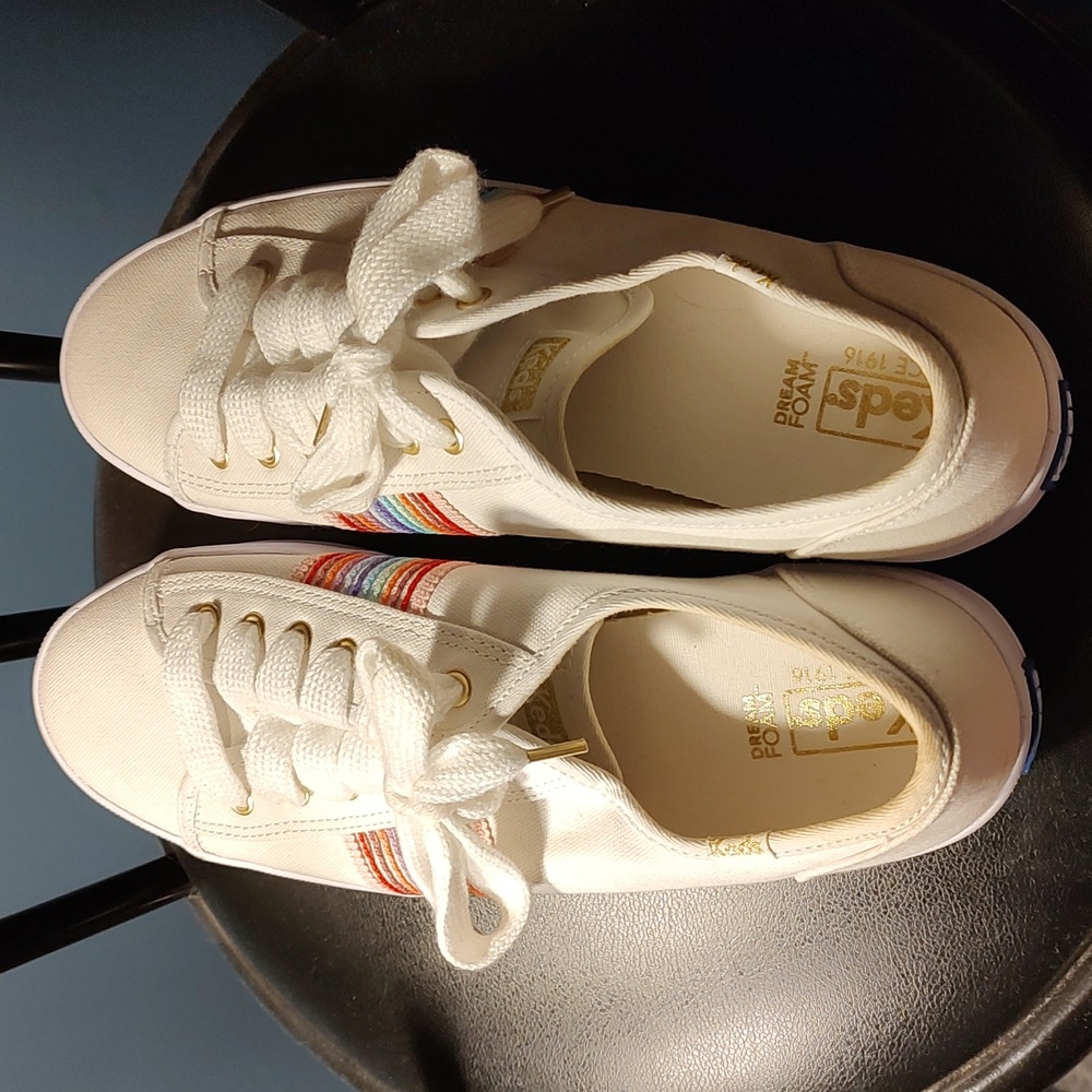 Ked's Canvas Gym Shoes